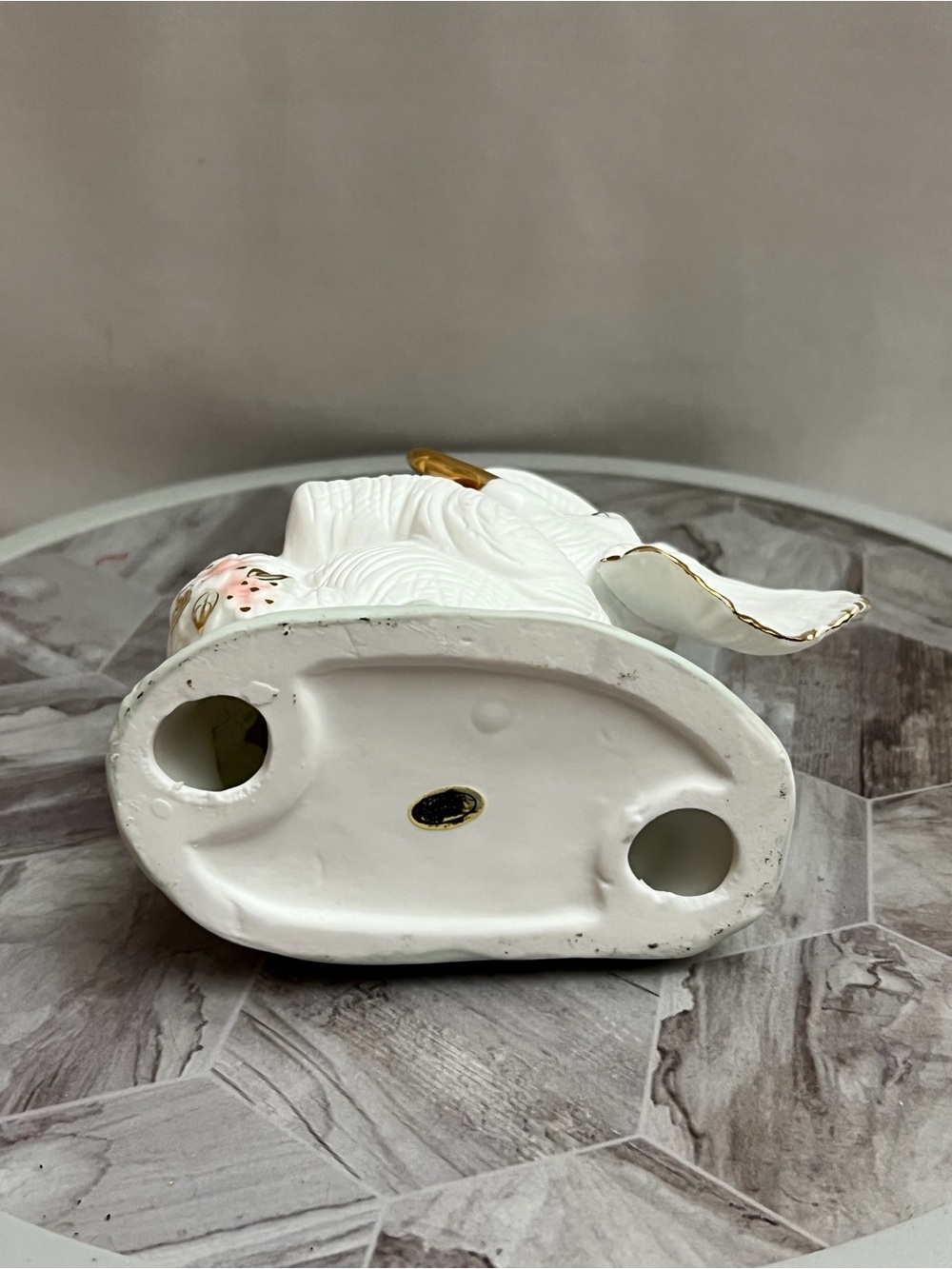 Vintage White Porcelain Elephant Figurine Gold Trim Japan Lucky Decor 5 Inch - Picture 4 of 7